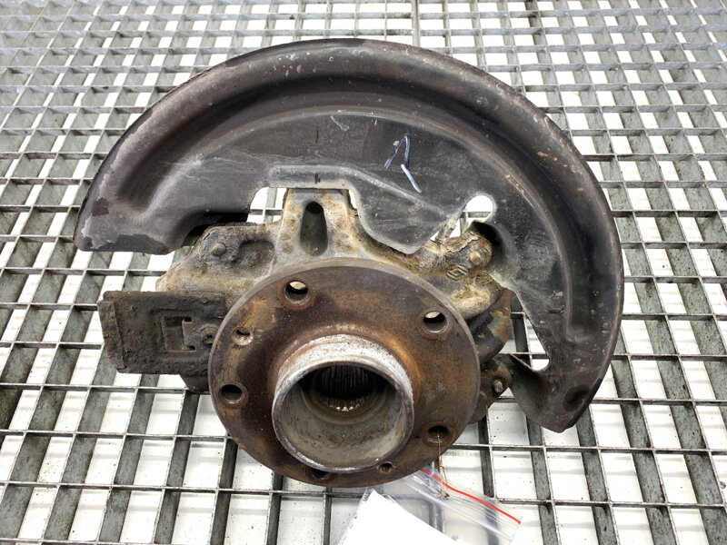 Otoč pravá predná Renault Megane III Grandtour (KZ0/1) 2008 - 2022