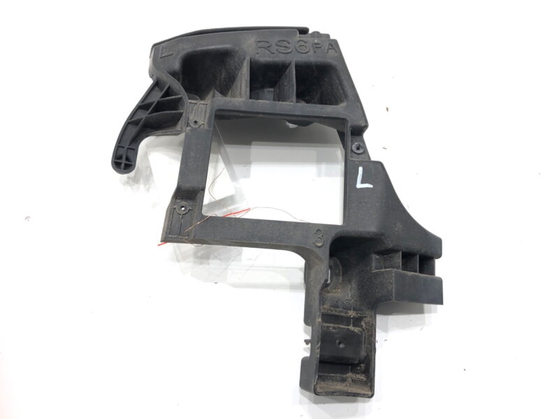 Držiak nárazníka ľavý zadný Audi A6 C7 Avant (4G5, 4GD) 2011 - 2018 4G9807393E