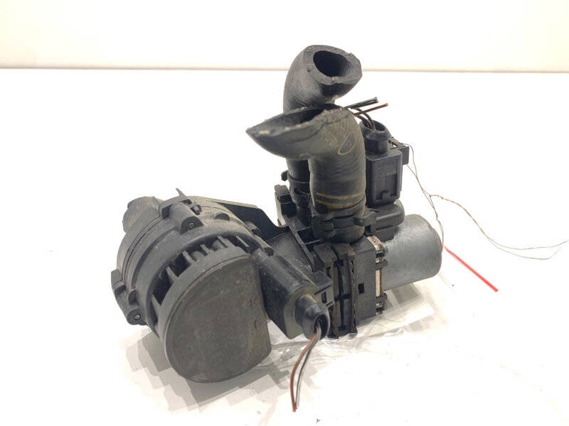 Vodný ventil Audi A6 C6 (4F2) 2004 - 2011