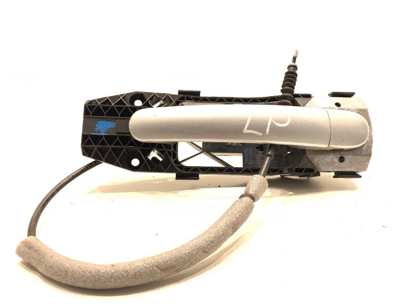 Kľučka vonkajšia ľavá predná VW Tiguan (5N_) 2007 - 2018