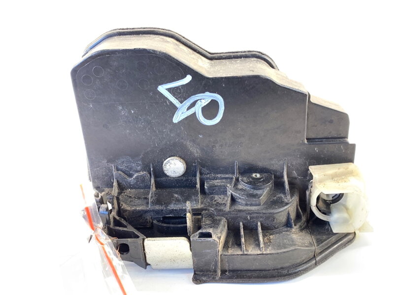 Zámok dverí ľavý predný BMW 3 (F30, F80) 2011 - 2018 7229461