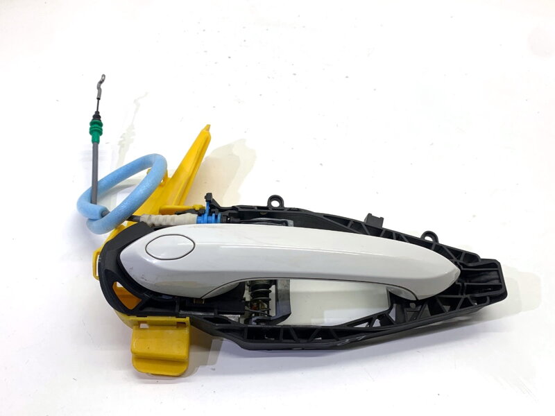 Kľučka vonkajšia ľavá predná BMW 2 Gran Coupe (F44) 2019 - 2022