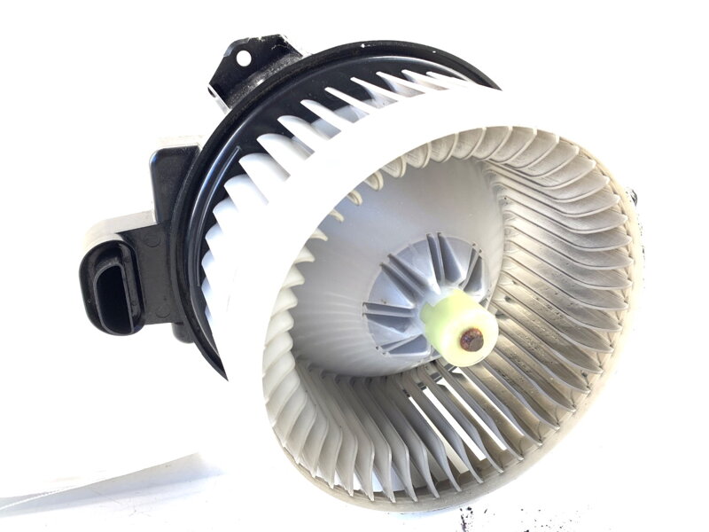 Ventilátor kúrenia Toyota RAV 4 IV (_A4_) 2012 - 2022 272700-8105