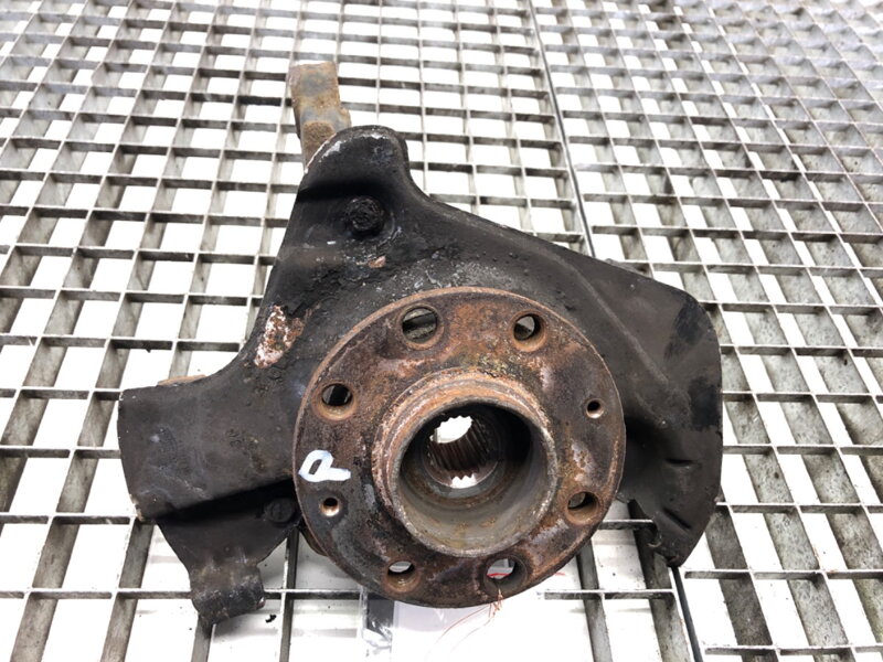 Otoč pravá predná Opel Corsa E (X15) 2014 - 2022