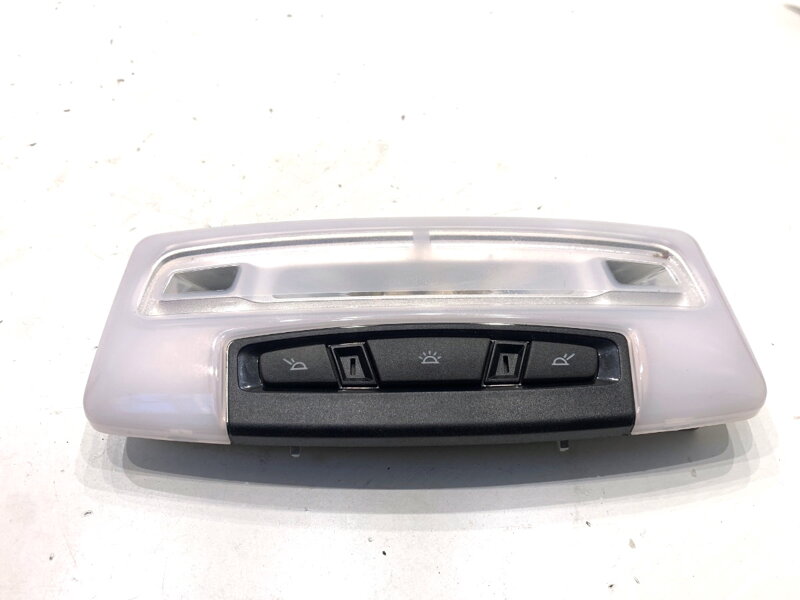 Stropné svetlo BMW X6 (F16, F86) 2014 - 2019 179349