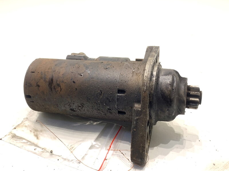 Štartér VW Transporter V Autobus (7HB, 7HJ, 7EB, 7EJ) 2003 - 2015