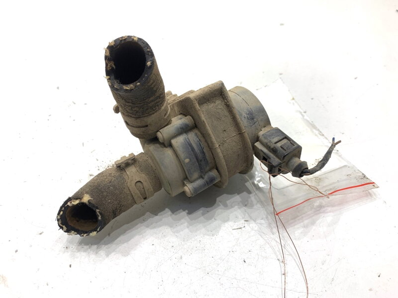 Prídavná vodná pumpa VW Transporter V Autobus (7HB, 7HJ, 7EB, 7EJ) 2003 - 2015