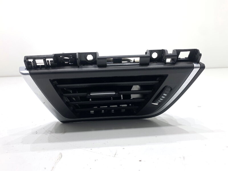 Mriežka ventilácie pravá predná BMW 3 Gran Turismo (F34) 2012 - 2022 9346225