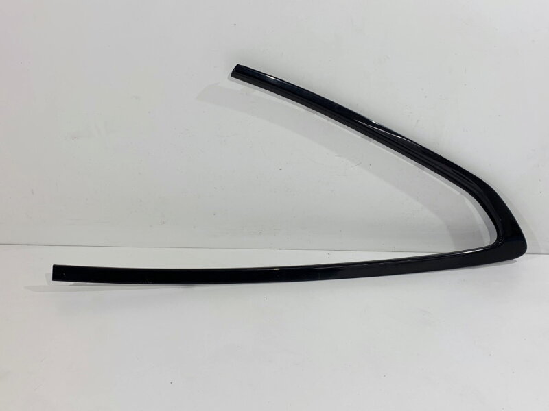 Lišta okná bočnej karosérie pravá zadná BMW 3 Gran Turismo (F34) 2012 - 2022