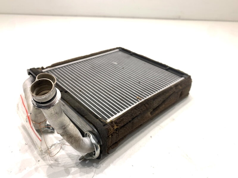 Radiátor kúrenia VW Passat B6 Variant (3C5) 2005 - 2011 3C0819031