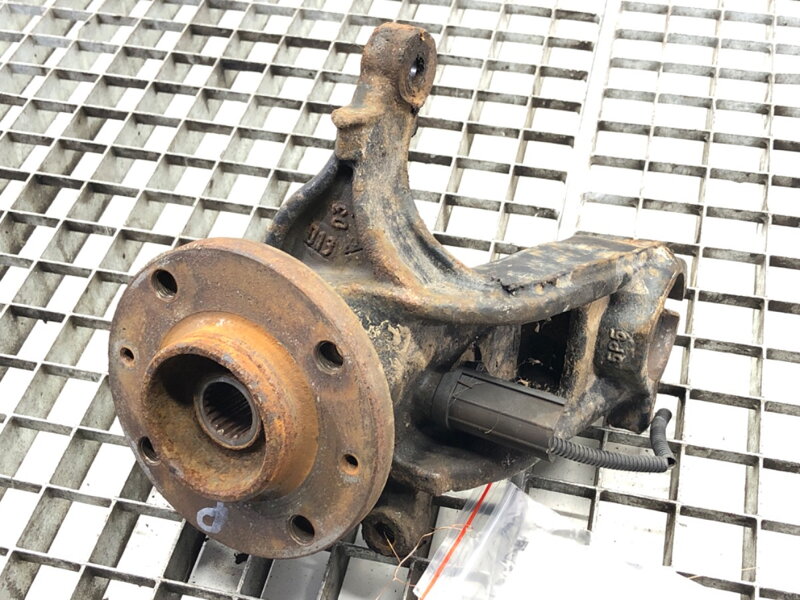 Otoč pravá predná Peugeot 207 (WA_, WC_) 2006 - 2015