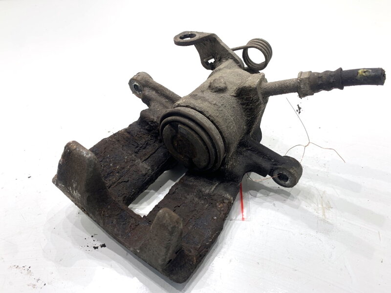 Brzdový strmeň ľavý zadný VW Transporter / Caravelle VI Autobus (SGB, SGJ, SHB, SHJ) 2015 - 2022