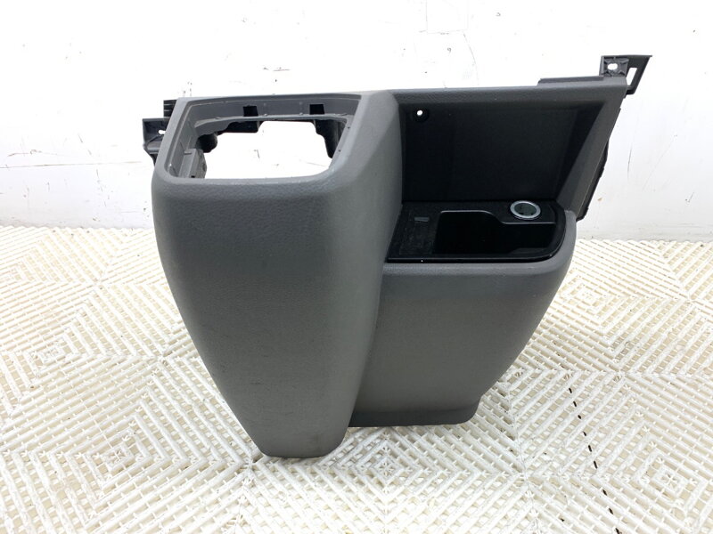 Tunel stredový VW Transporter / Caravelle VI Autobus (SGB, SGJ, SHB, SHJ) 2015 - 2022