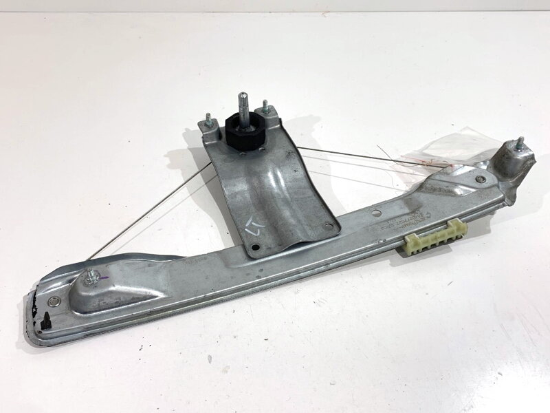 Sťahovačka okna ľavá zadná Dacia Duster (HM_) 2017 - 2022 827211094R