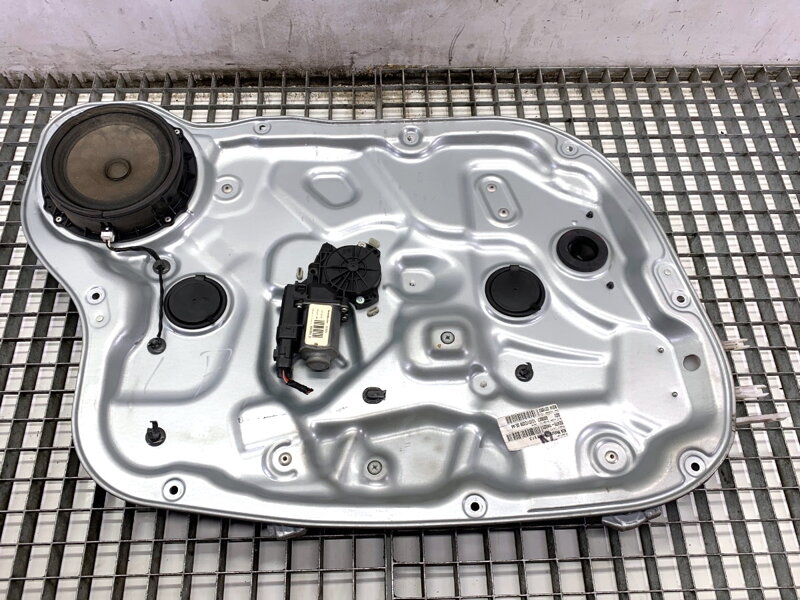 Sťahovačka okna ľavá predná KIA CEE ' D SW (ED) 2007 - 2012 82470-1H020