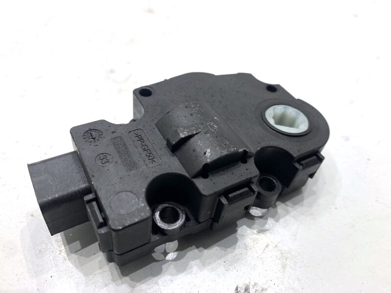 Motor radiátora kúrenia BMW X6 (F16, F86) 2014 - 2019 T946104