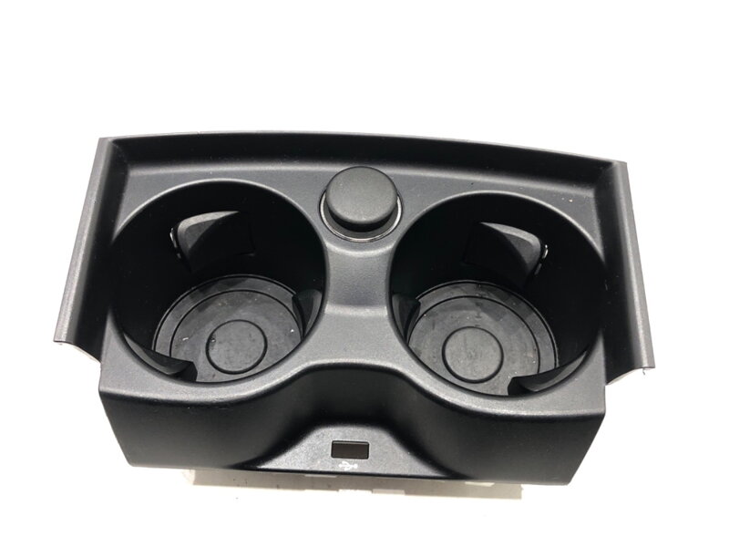 Držiak NA nápoje BMW 5 (G30, F90) 2016 - 2022 6801508