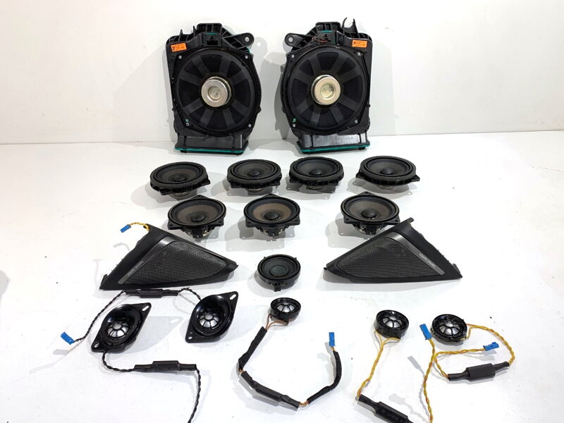 Reproduktory sada BMW 5 (G30, F90) 2016 - 2022 6801076 6801075