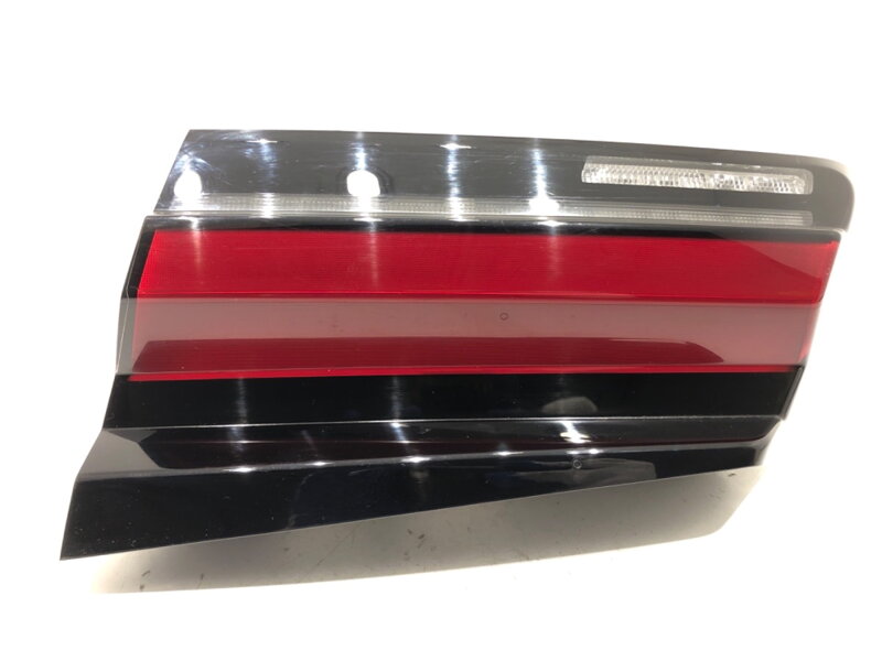 Svetlo zadné pravé vnútorné BMW 5 (G30, F90) 2016 - 2022 5A38AF4