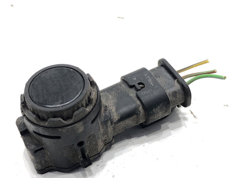 Parkovací senzor BMW 5 (G30, F90) 2016 - 2022 9826784