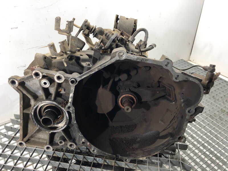 Prevodovka Mitsubishi Outlander I (CU_W) 2001 - 2008