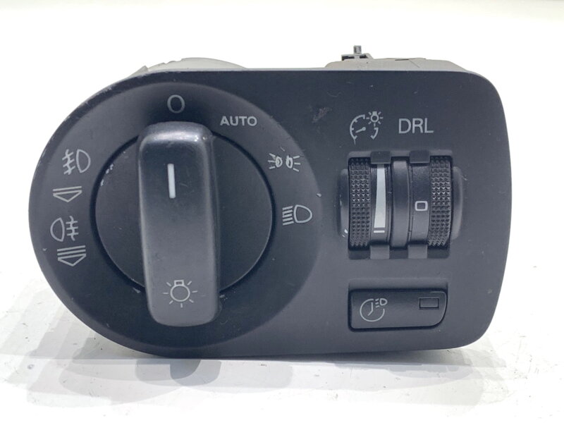 Spínač svetiel Audi A3 (8P1) 2003 - 2013 8P1941531AK