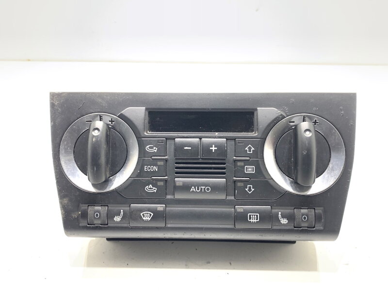 Panel ovládania ventilácie Audi A3 (8P1) 2003 - 2013 8P0820043N