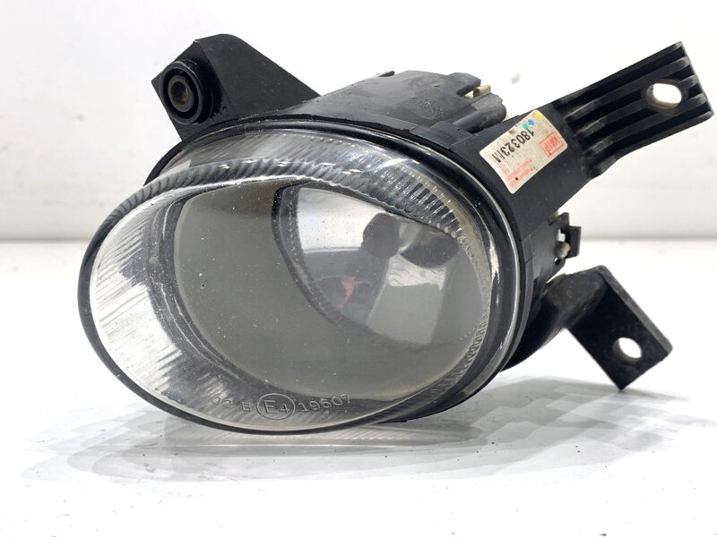 Halogén / hmlovka ľavá predná Audi A3 (8P1) 2003 - 2013