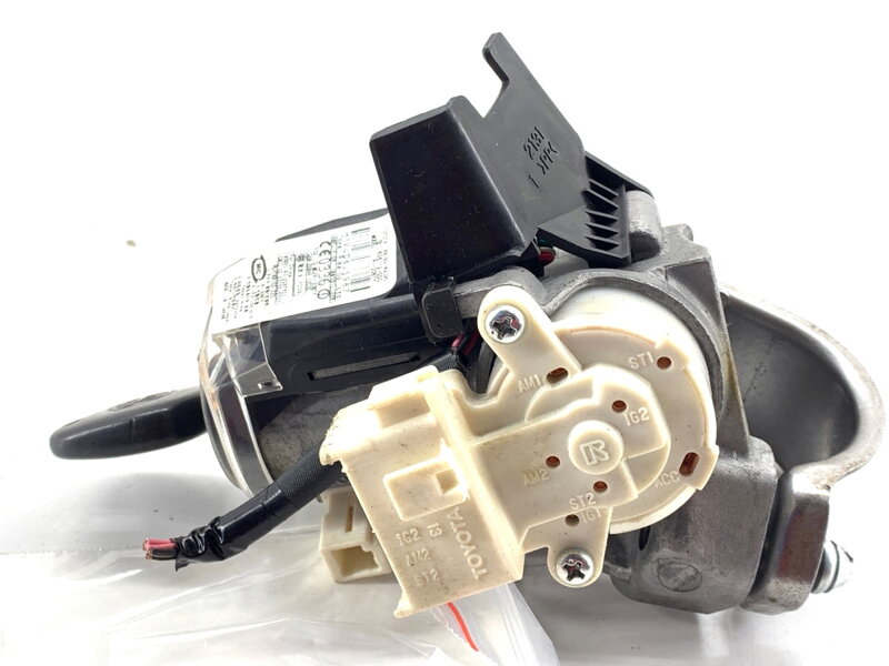 Spínacia skrinka Toyota Auris (_E15_) 2006 - 2012 45020-42-4