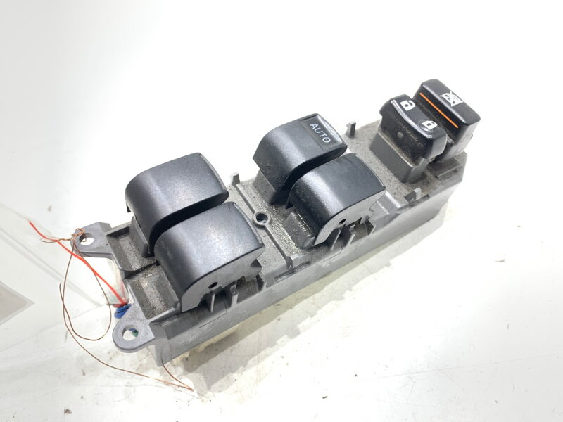 Ovládanie okien Toyota Auris (_E15_) 2006 - 2012