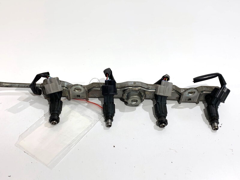 Vstrekovacia rampa Toyota Auris (_E15_) 2006 - 2012 0280155936