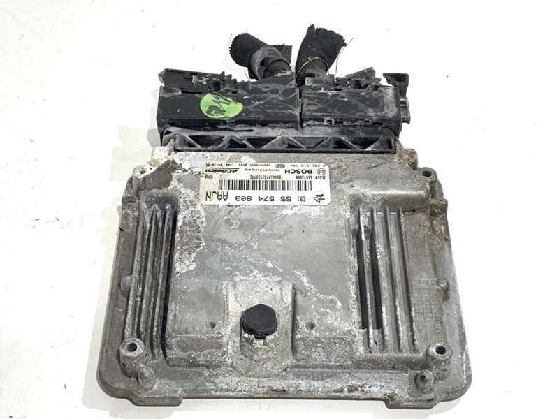 Riadiaca jednotka motora Opel Insignia A (G09) 2008 - 2017 55574903