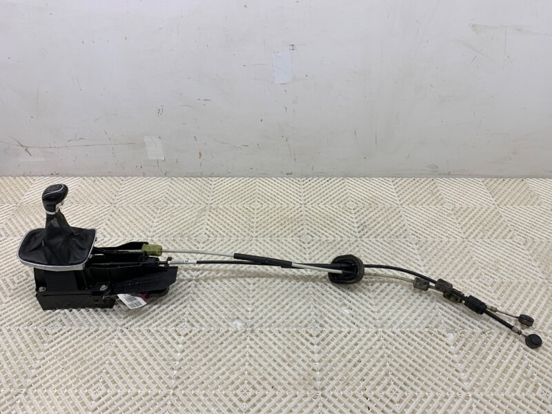 Riadiaca páka volič prevodovky Opel Insignia A (G09) 2008 - 2017 55563829