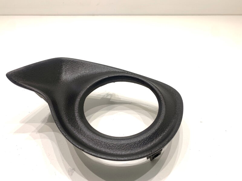 Mriežka nárazníka ľavá predná Lexus CT (ZWA10_) 2010 - 2022 52113-76010