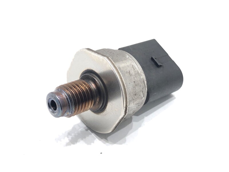 Snímač tlaku paliva Audi A6 C6 Avant (4F5) 2004 - 2011 4E0955559C