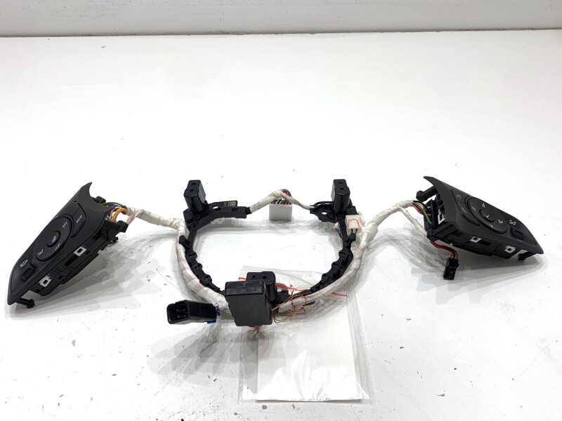 Prepínače volantu Opel Corsa F 2019 - 2022 39172789 39203689