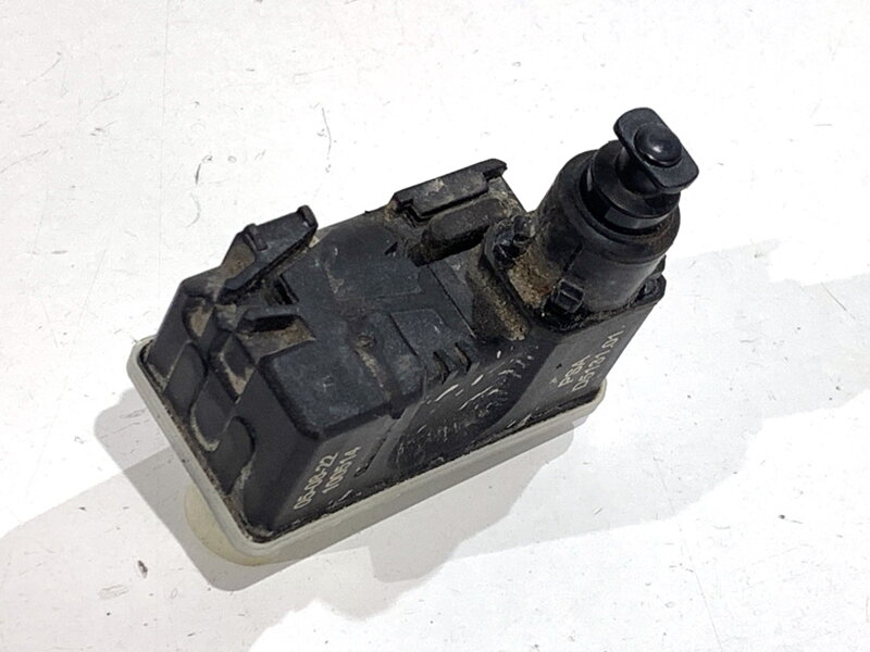 Servomotor / vzpera klapi nalievacieho hrdla paliva Opel Corsa F 2019 - 2022 D5131.01