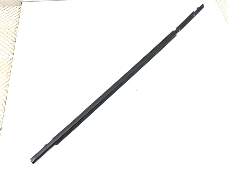 Lišta stieracia predná ľavá Lexus LBX (_AYH1_, _AYA1_) 2023 -