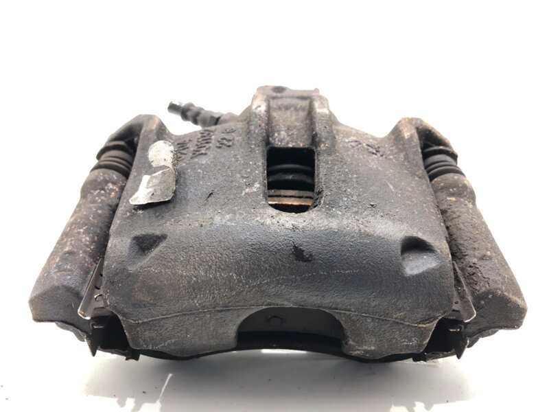 Brzdový strmeň pravý predný Citroen C4 Cactus 2014 - 2022