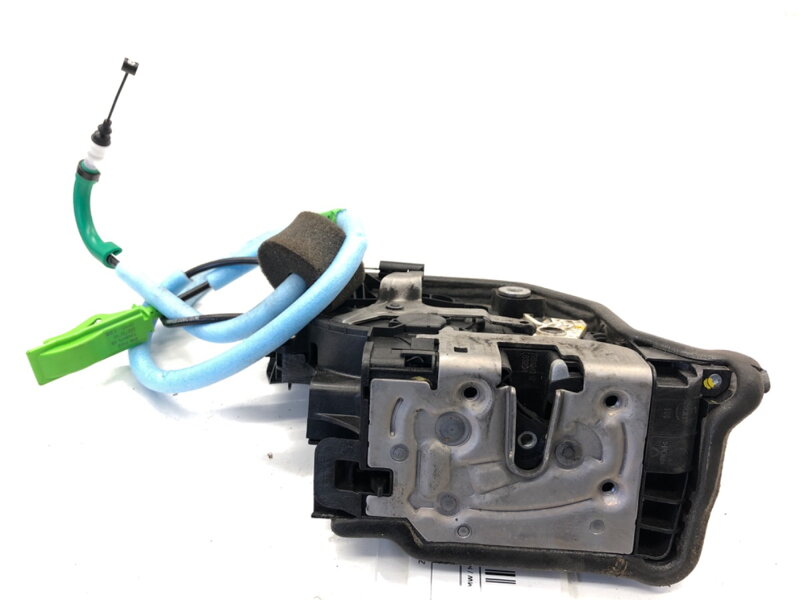 Zámok dverí pravý zadný BMW X1 (F48) 2014 - 2022 7281940