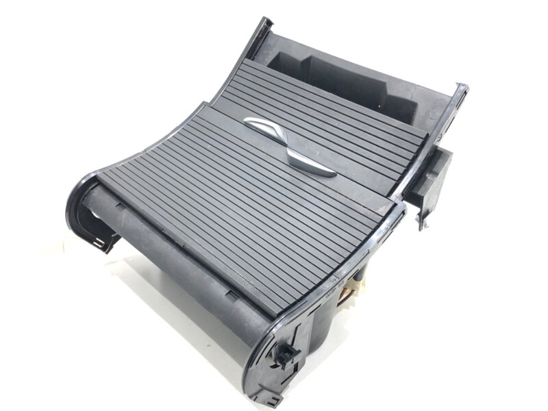 Držiak NA nápoje BMW X1 (F48) 2014 - 2022 9292557