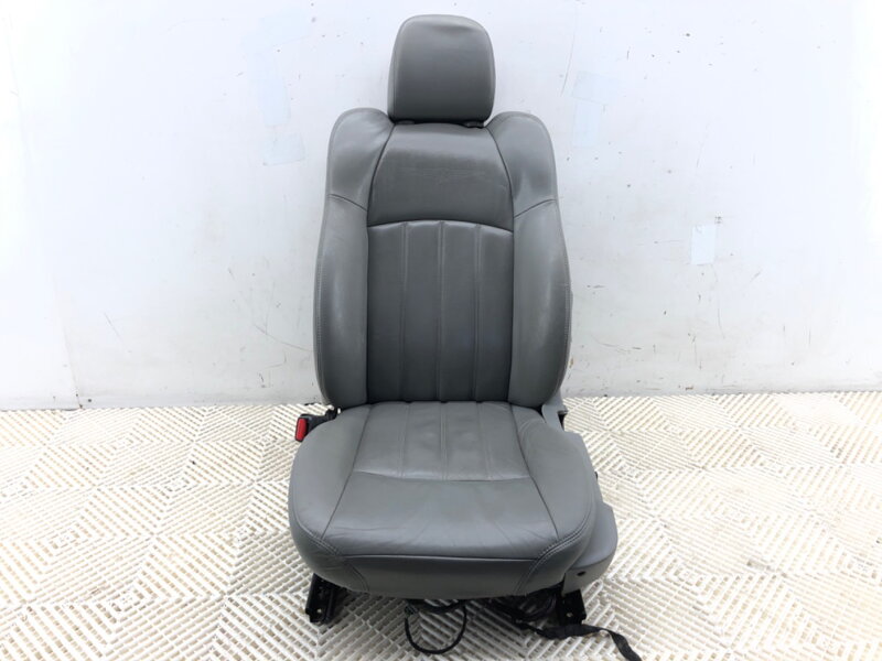 Sedadlo ľavé predné Chrysler 300C (LX, LE) 2004 - 2022
