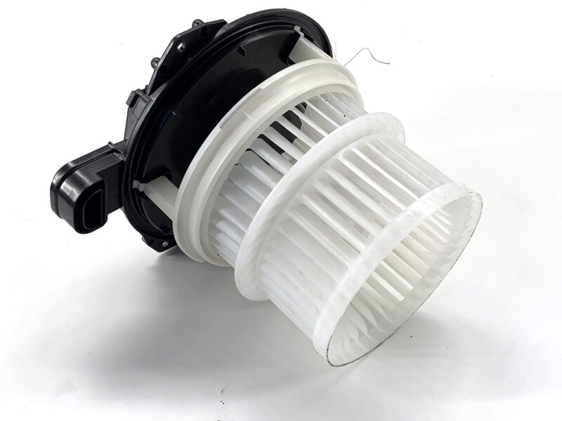 Ventilátor kúrenia Lexus LBX (_AYH1_, _AYA1_) 2023 -