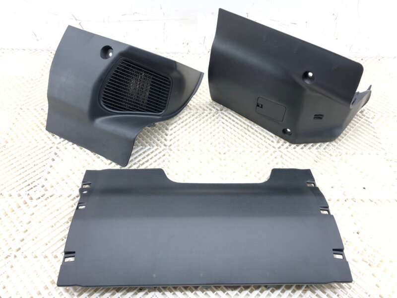 Kryt lavice / sedačky baterky Lexus LBX (_AYH1_, _AYA1_) 2023 - 76971-K0010