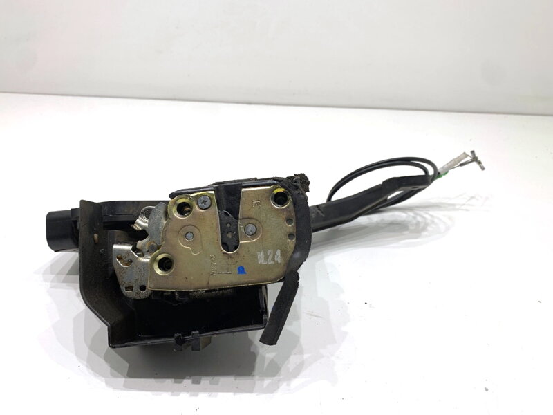 Zámok dverí pravý predný Toyota RAV 4 II (_A2_) 2000 - 2005