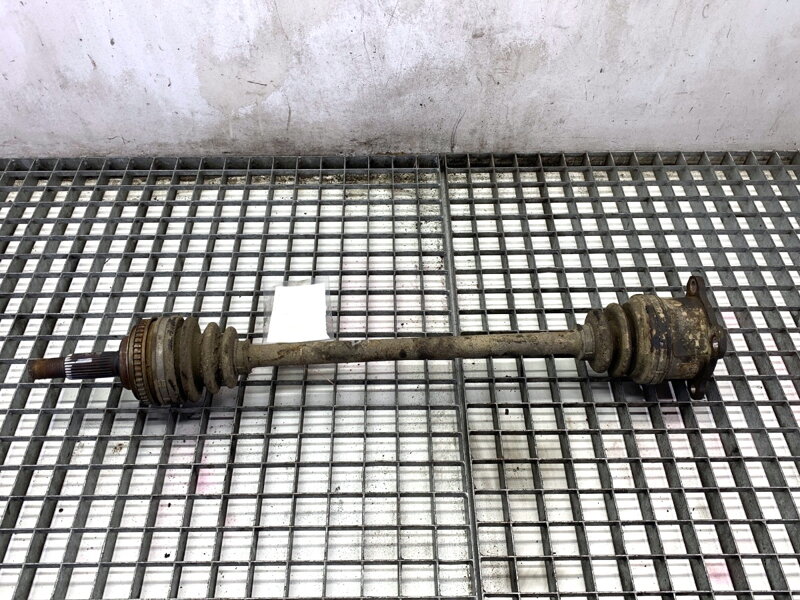 Poloos pravá zadná Toyota RAV 4 II (_A2_) 2000 - 2005