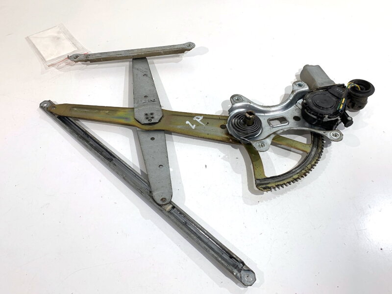 Sťahovačka okna ľavá predná Toyota RAV 4 II (_A2_) 2000 - 2005 85720-42070