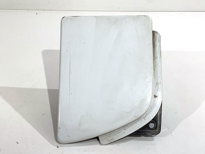 Dvierka palivovej nádrže Renault Master III Autobus (JV) 2011 - 2022