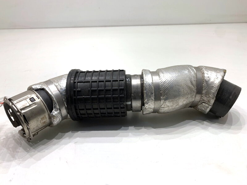 Vzduchové potrubie intercoolera KIA Xceed (CD) 2019 - 2022