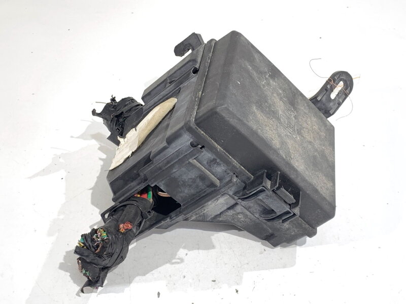 Poistková skrinka Ford Ecosport 2011 - 2022 JN15-12A581-AHD